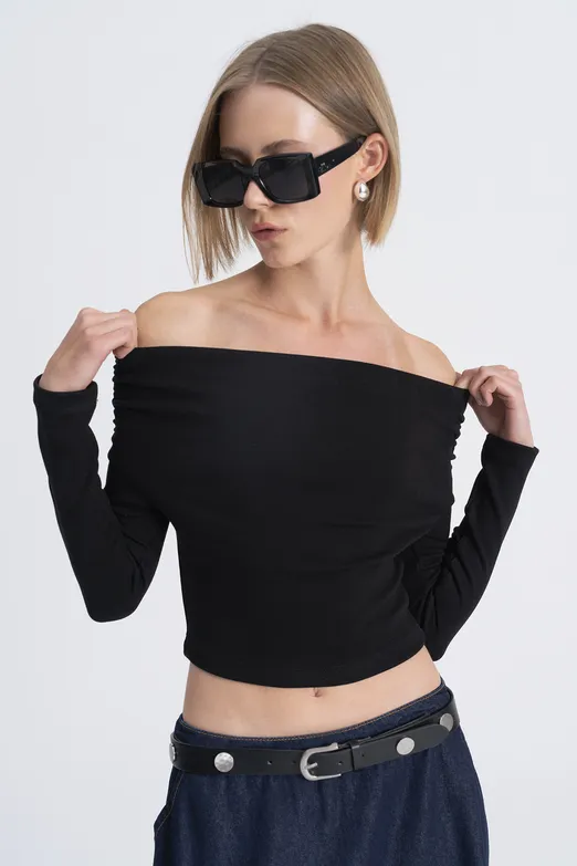 Bayan Siyah Madonna Yakalı Top - BSL