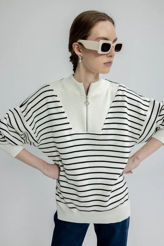 Bayan Ekru Oversize Yarim Fermuar Çizgili Triko Kazak - BSL