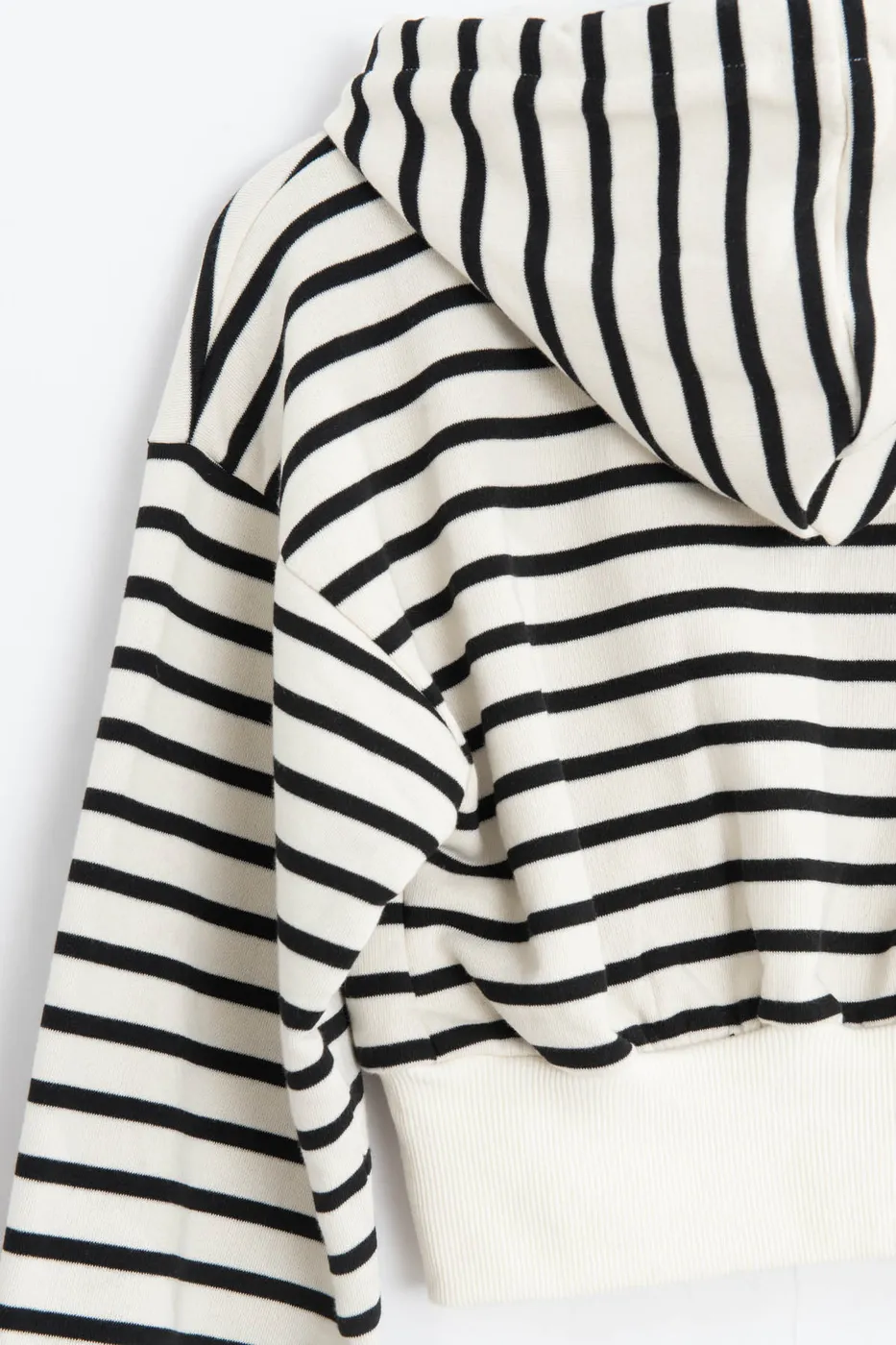 Bayan Siyah Kapişonlu Crop Sweatshirt