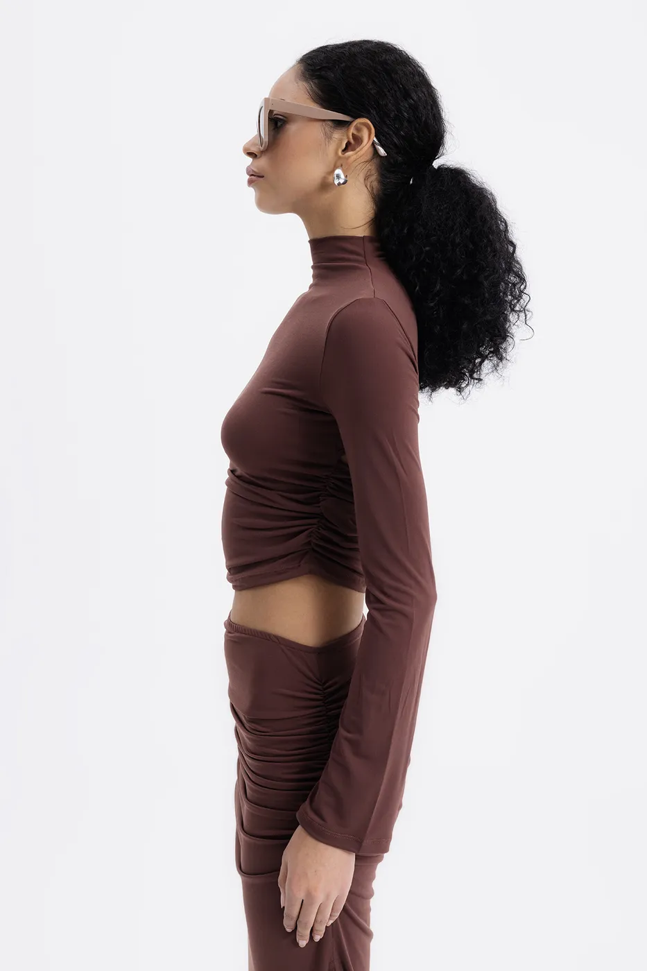 Bayan Kahverengi Sırt Pencere Detaylı Crop Top