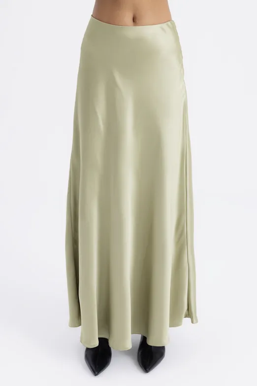 Bayan Yeşil Volanlı Maksi Saten Etek - BSL