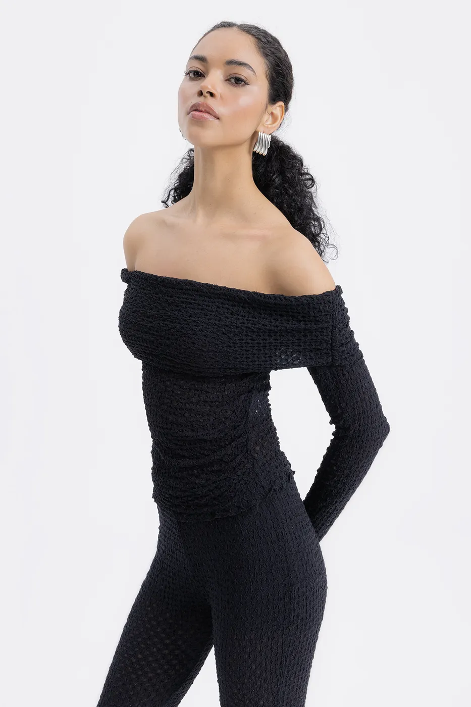 Bayan Siyah Madonna Yaka Dantel Top