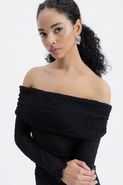 Bayan Siyah Madonna Yaka Dantel Top - BSL