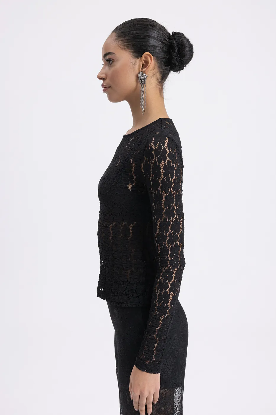 Bayan Siyah Dantel Slim Fit Top