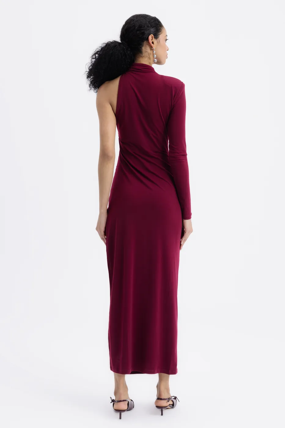 Bayan Bordo Drapeli Tek Kol Detaylı Midi Elbise
