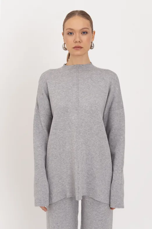 Bayan Gri Dik Yaka Detaylı Oversize Örgü Kazak - BSL