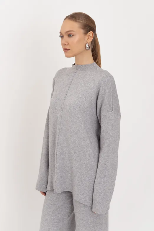 Bayan Gri Dik Yaka Detaylı Oversize Örgü Kazak - BSL