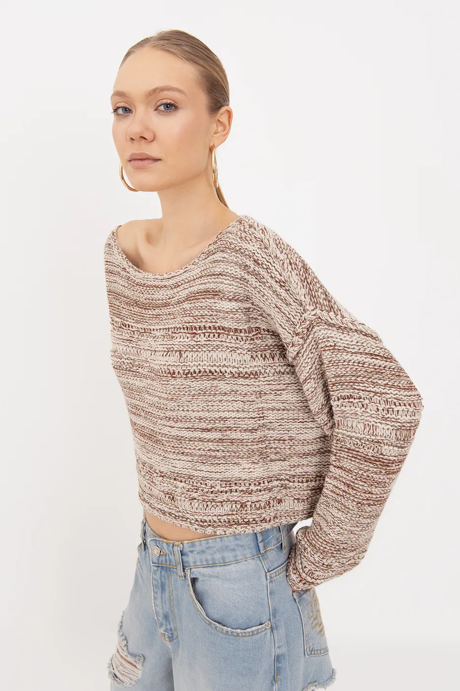 Bayan Ekru Oversize Kayık Yakalı Kazak