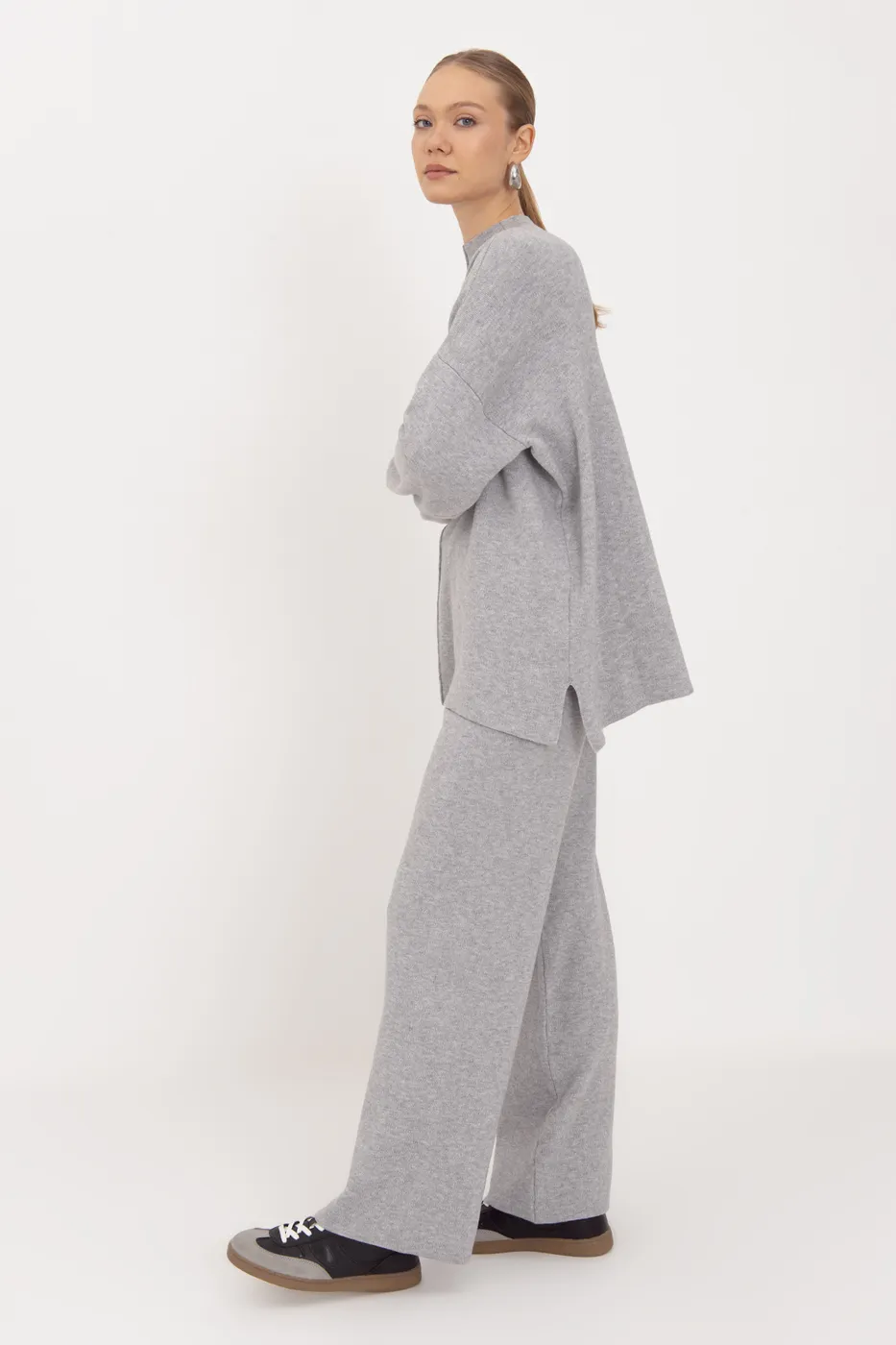 Bayan Gri Geniş Paça Örgü Pantolon