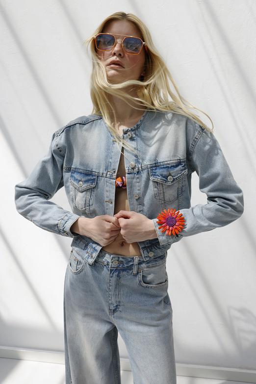 Bayan  Yıkama Efektli  Denim Mont