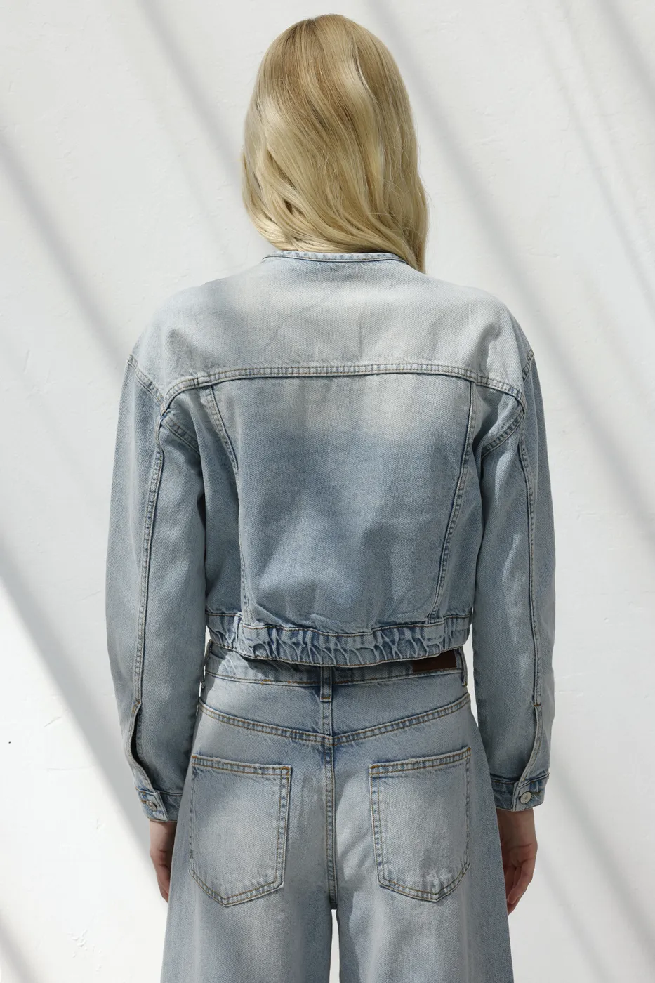 Bayan Mavi Yıkama Efektli  Denim Mont