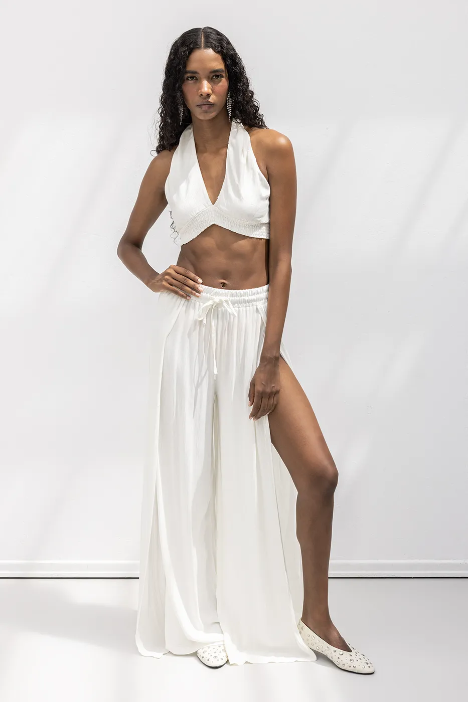 Bayan Ekru Derin Yırtmaçlı Anvelop Bol Pantolon