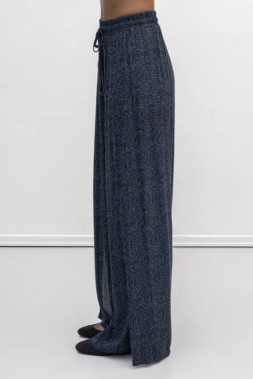 Bayan Lacivert Derin Yırtmaçlı Anvelop Bol Pantolon - BSL