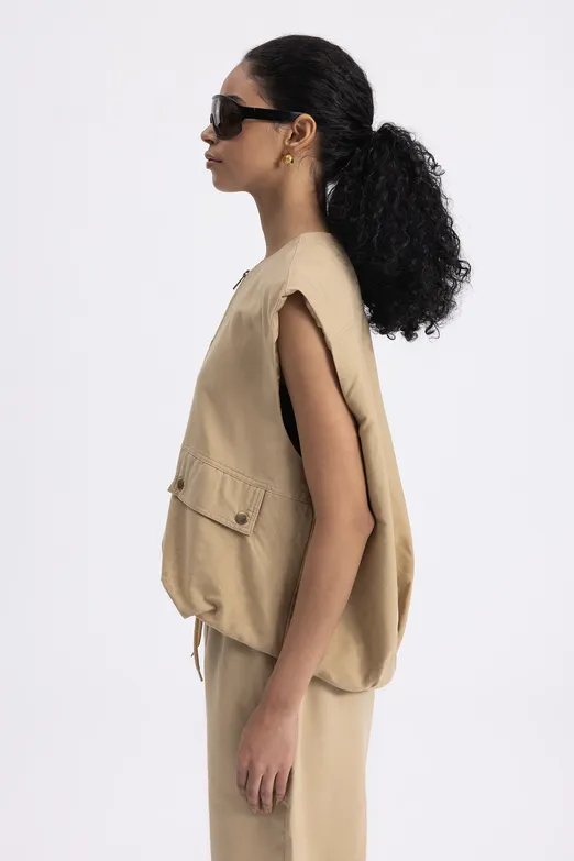 Bayan Bej Hacimli Oversize Yelek - BSL