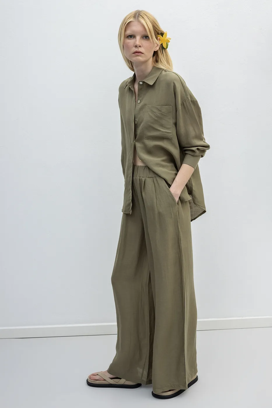 Bayan Haki Keten Karışımlı Bol Pantolon