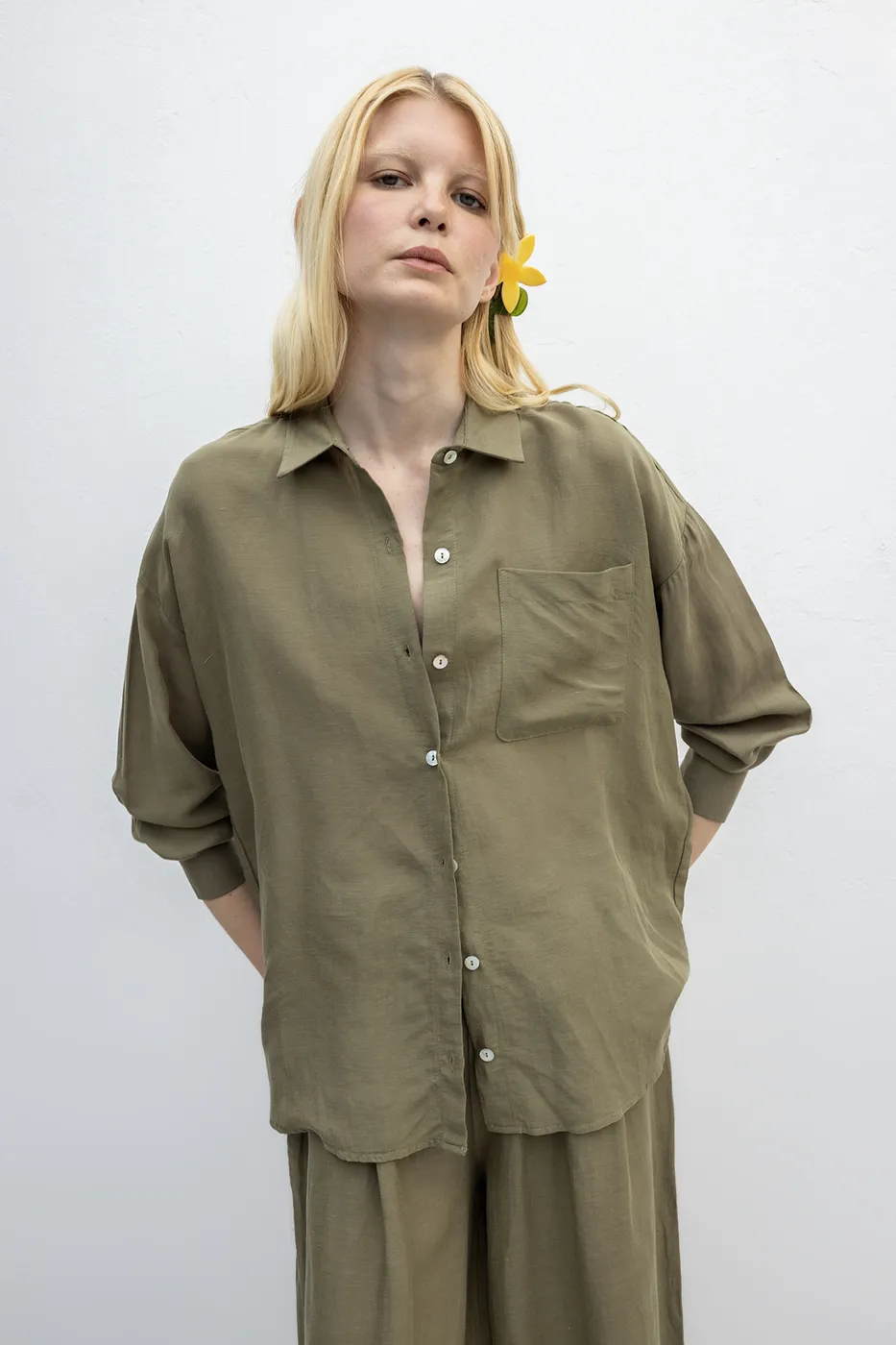 Bayan Haki Keten Karışımlı Oversize Gömlek