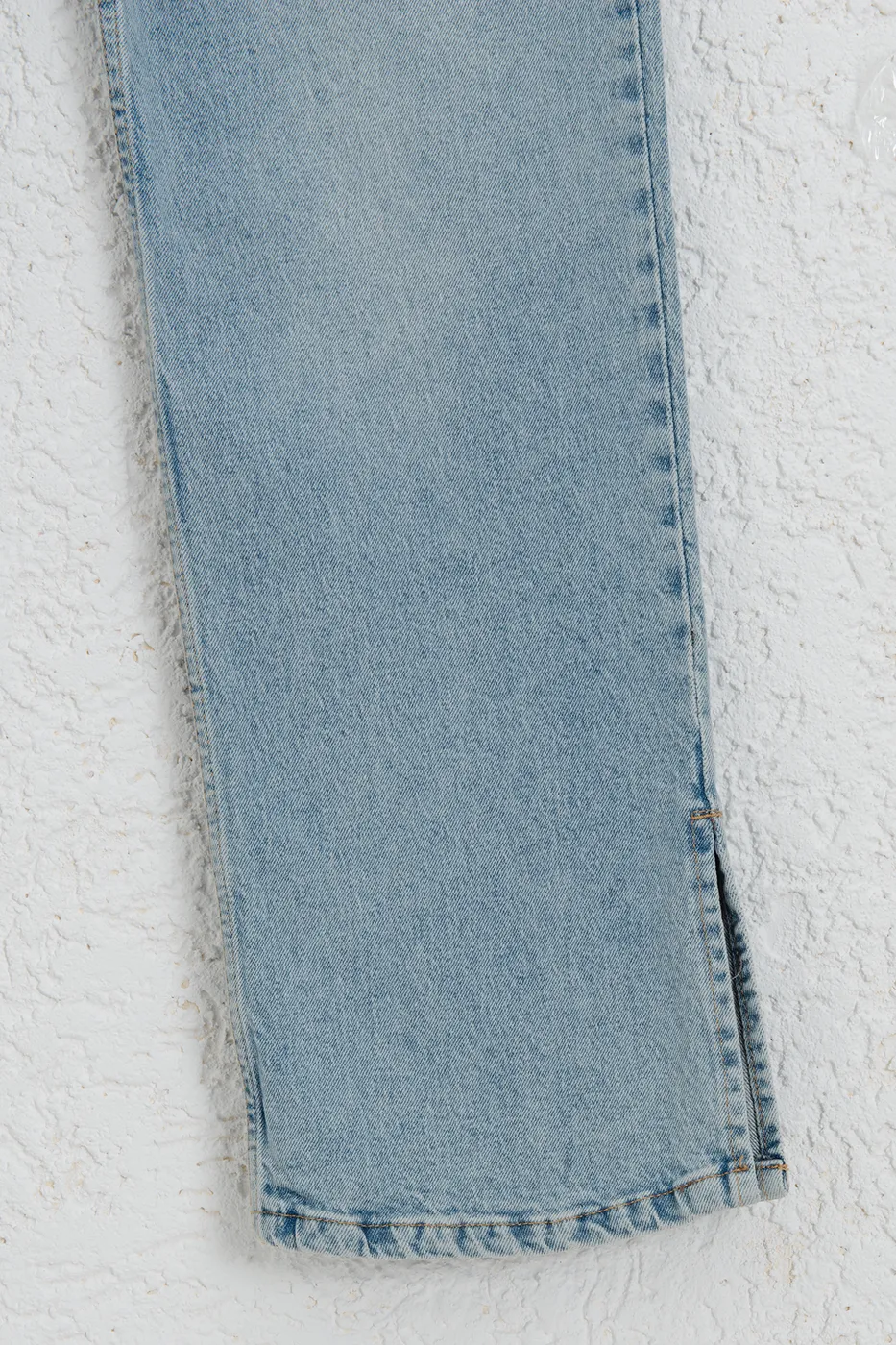 Bayan Mavi Paça Yırtmaçlı Denim Pantolon