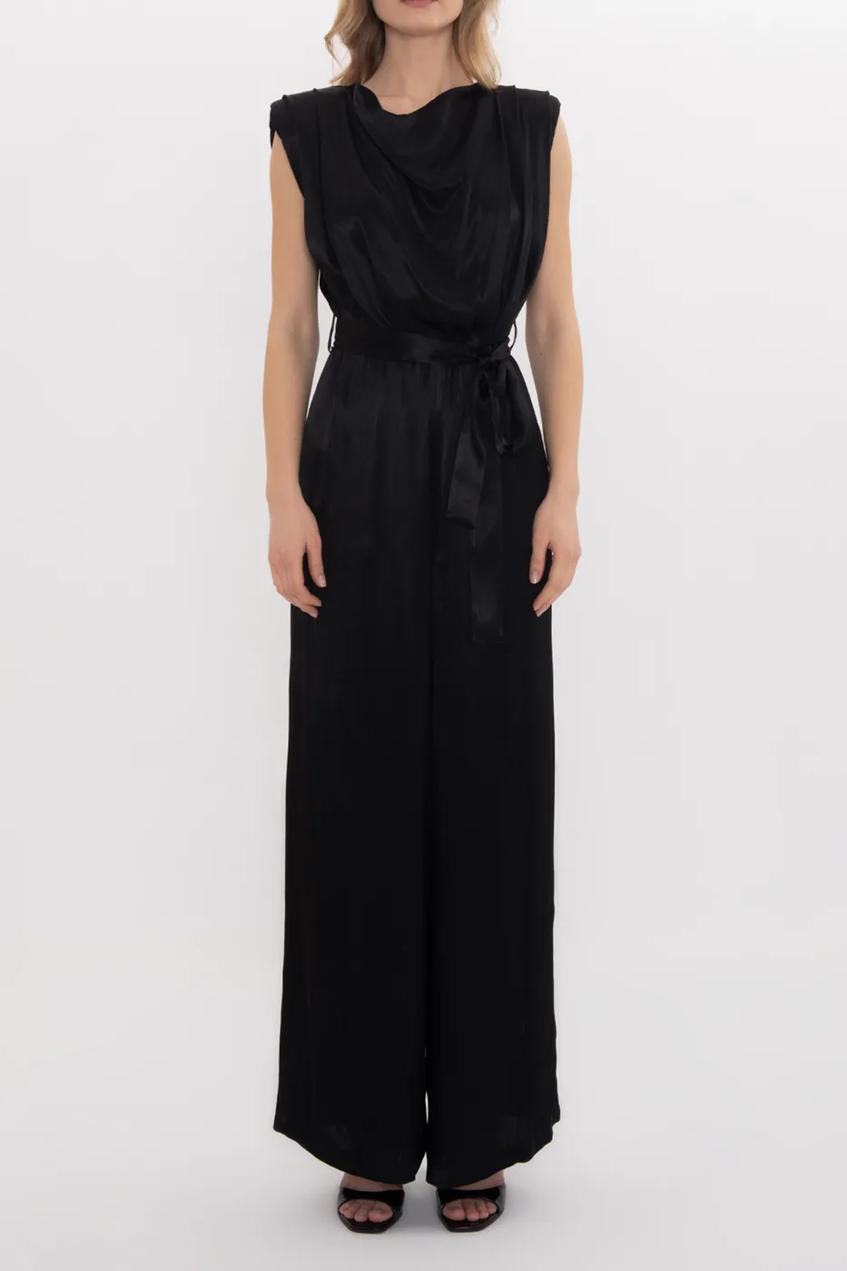 Bayan Siyah Degaje Yakalı Kolsuz Tulum