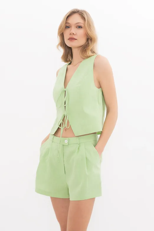 Bayan Yeşil Keten Karışımlı  Pileli Mini Şort - BSL