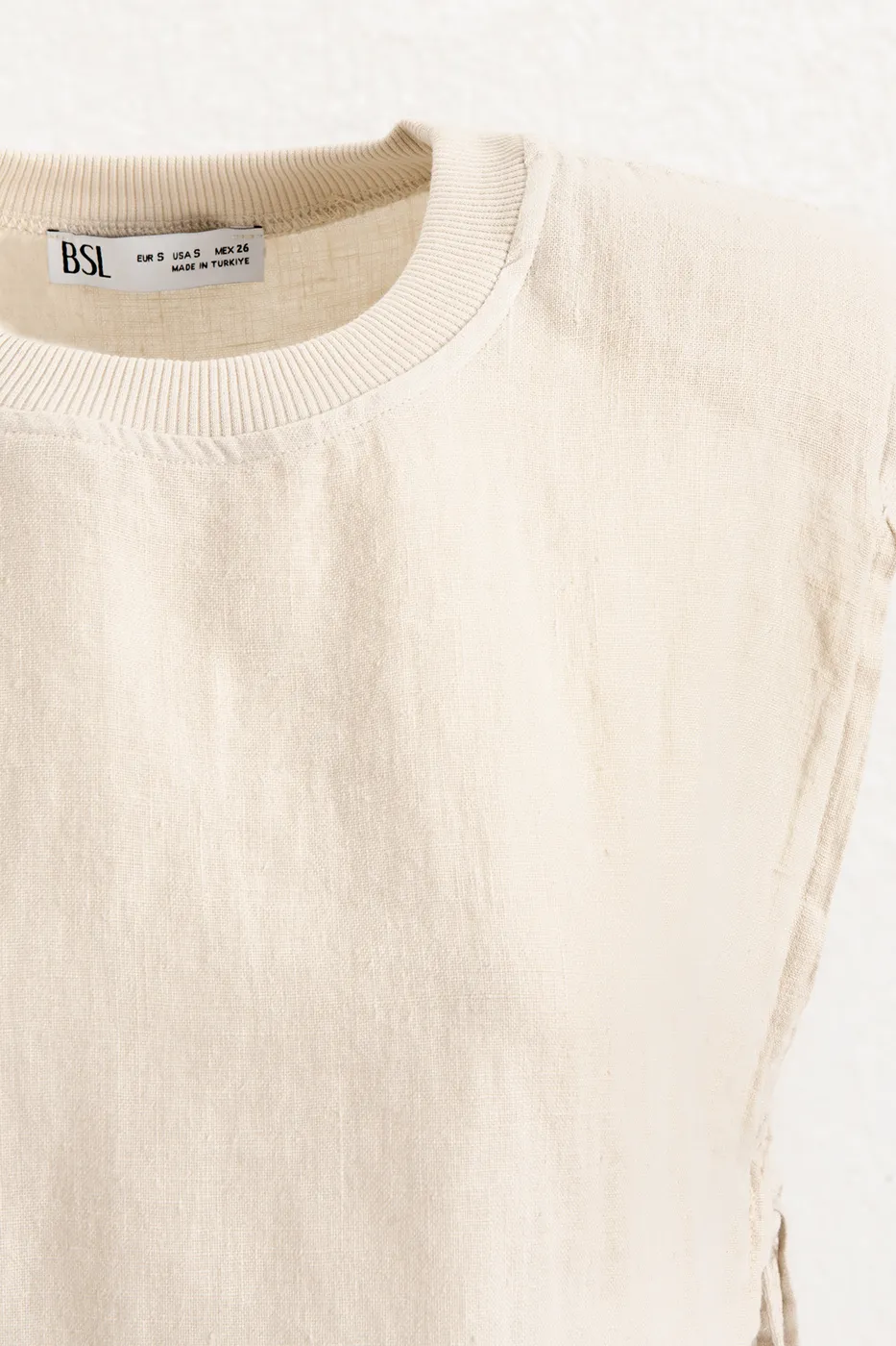 Bayan Bej Yandan Bağcıklı Crop Keten Bluz