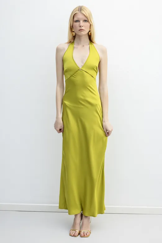 Bayan Yeşil Halter Yaka Saten Maksi Elbise - BSL