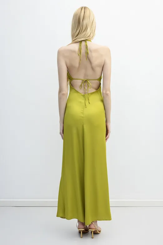Bayan Yeşil Halter Yaka Saten Maksi Elbise - BSL