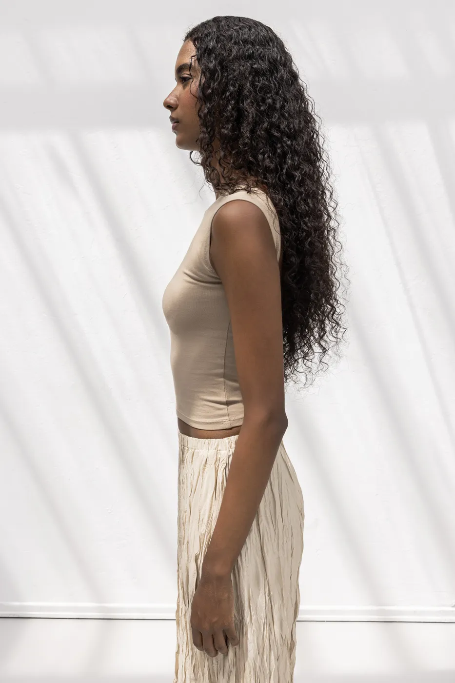 Bayan Bej Sırt Dekolteli Crop Top