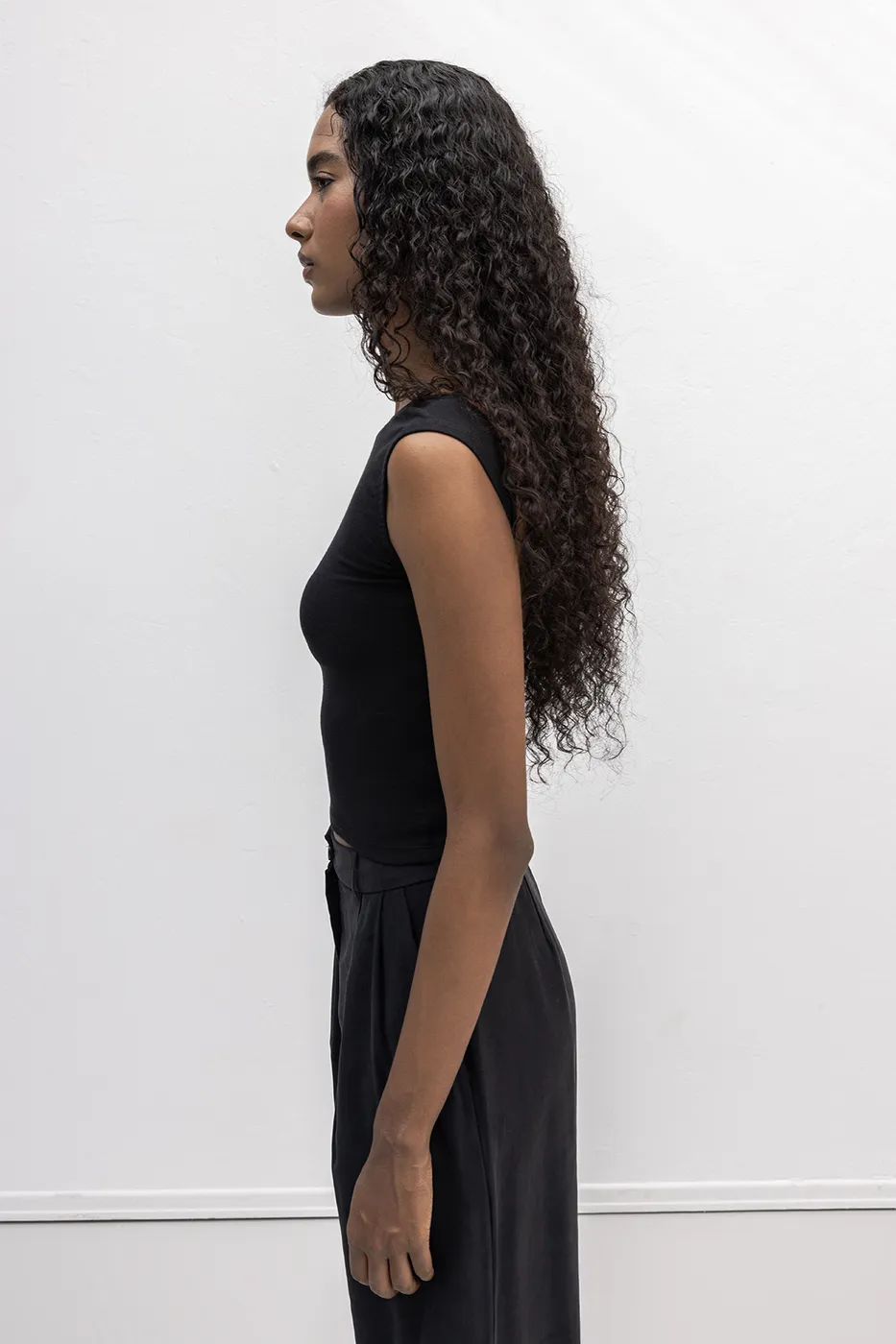 Bayan Siyah Sırt Dekolteli Crop Top