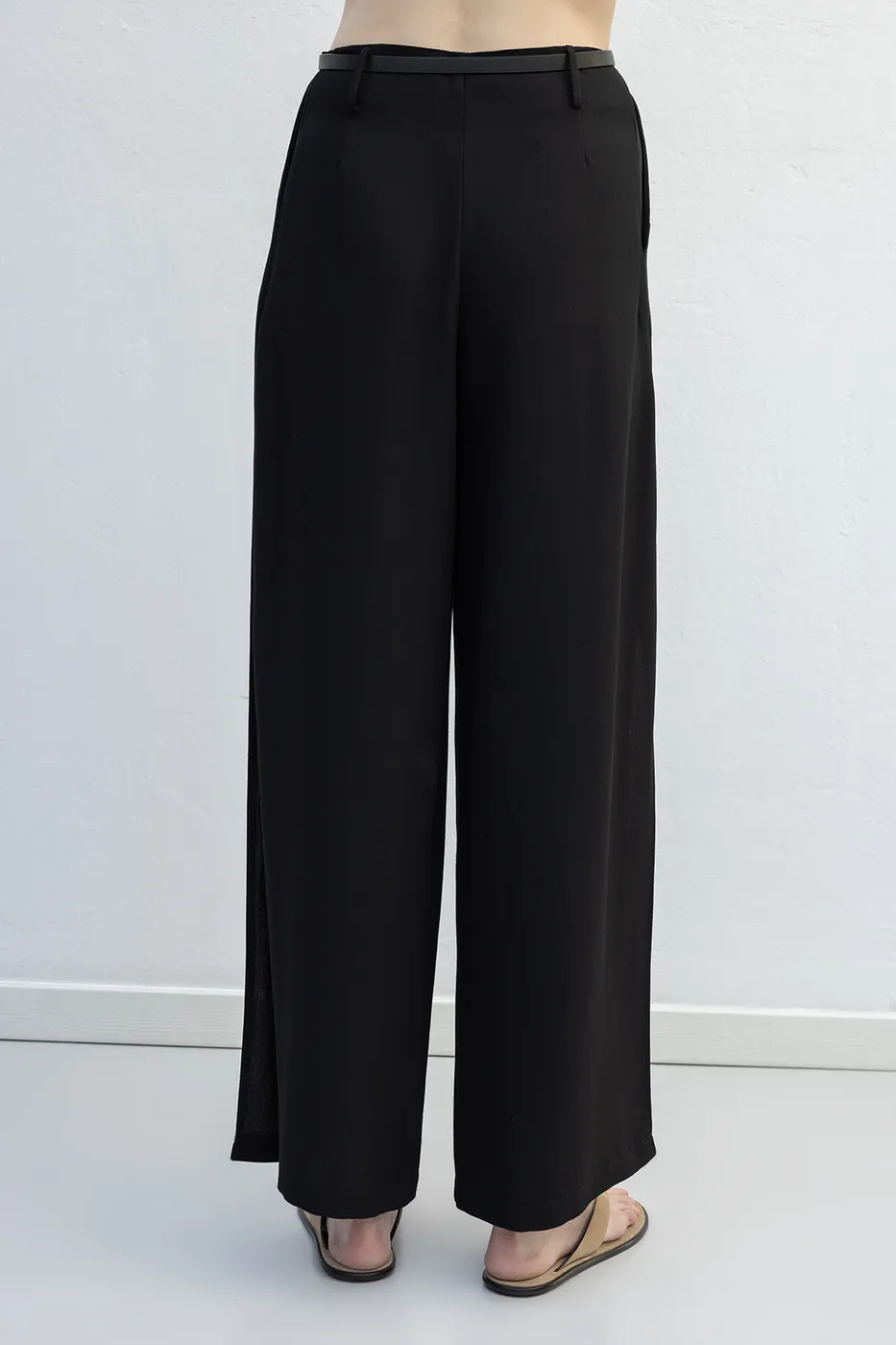 Bayan Siyah Derin Yırtmaçlı Bol Pantolon