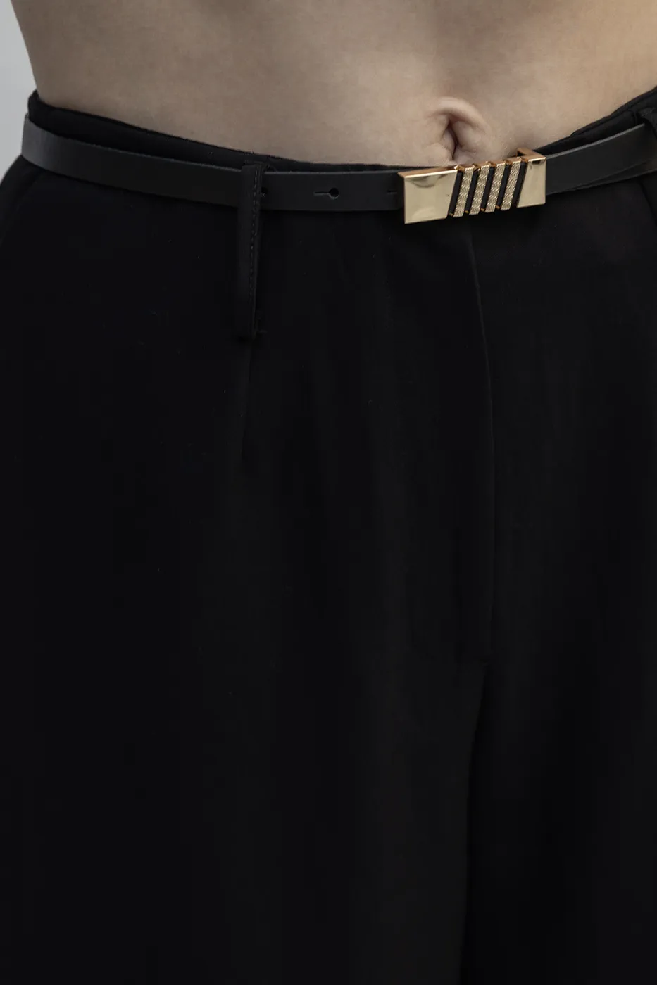 Bayan Siyah Derin Yırtmaçlı Bol Pantolon