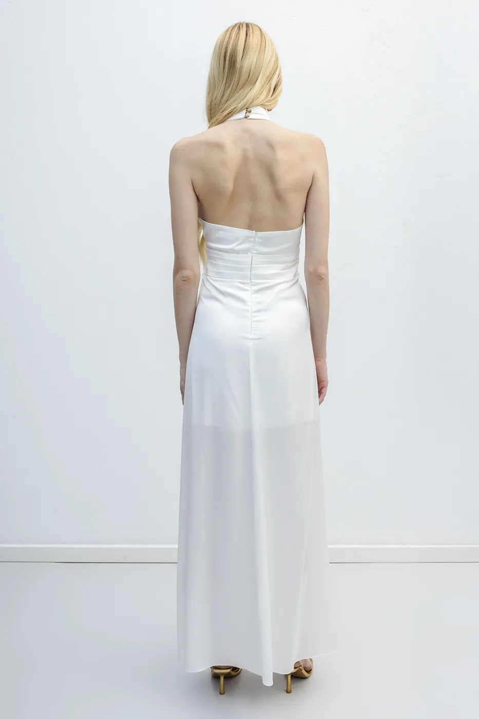 Bayan Ekru Sırt Dekolteli Saten Maksi Elbise