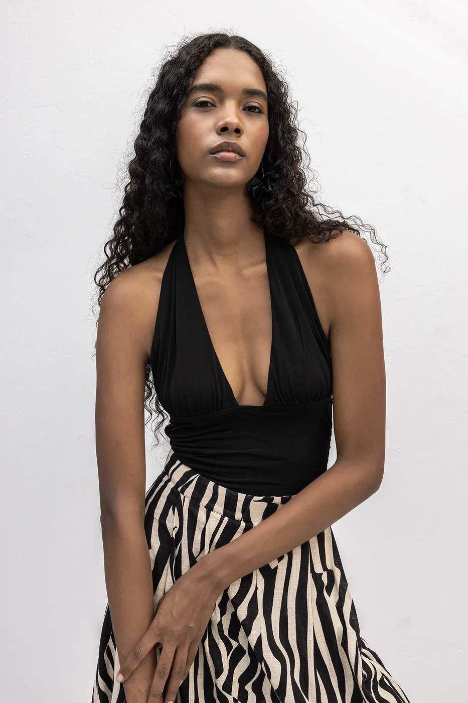 Bayan Siyah Drapeli  Bağlamalı Top