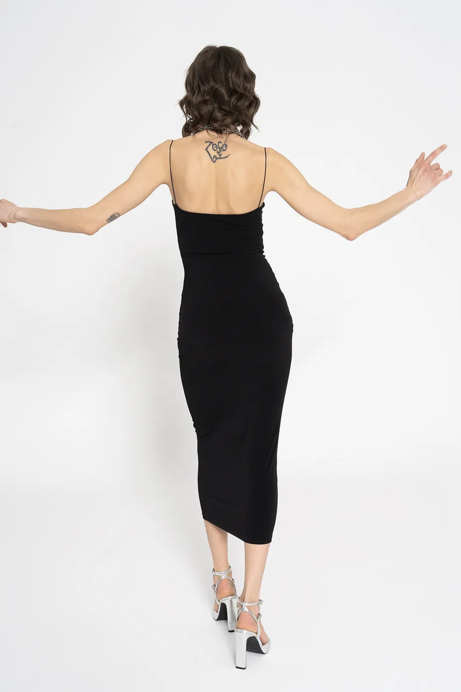 Bayan Siyah Askılı  Midi  Kalem Elbise