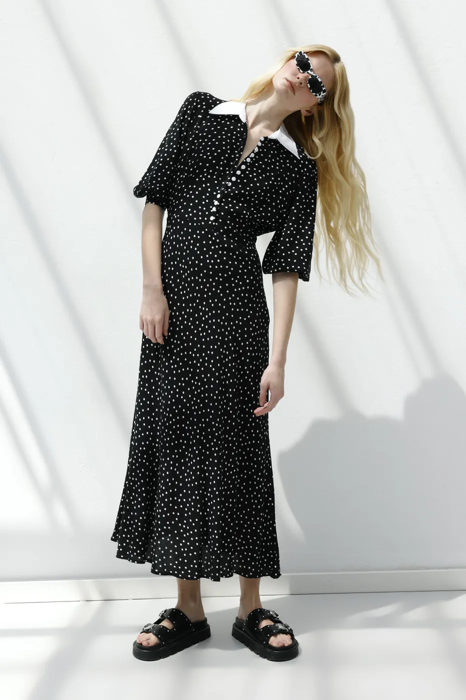 Bayan Siyah Puantiyeli Midi Elbise