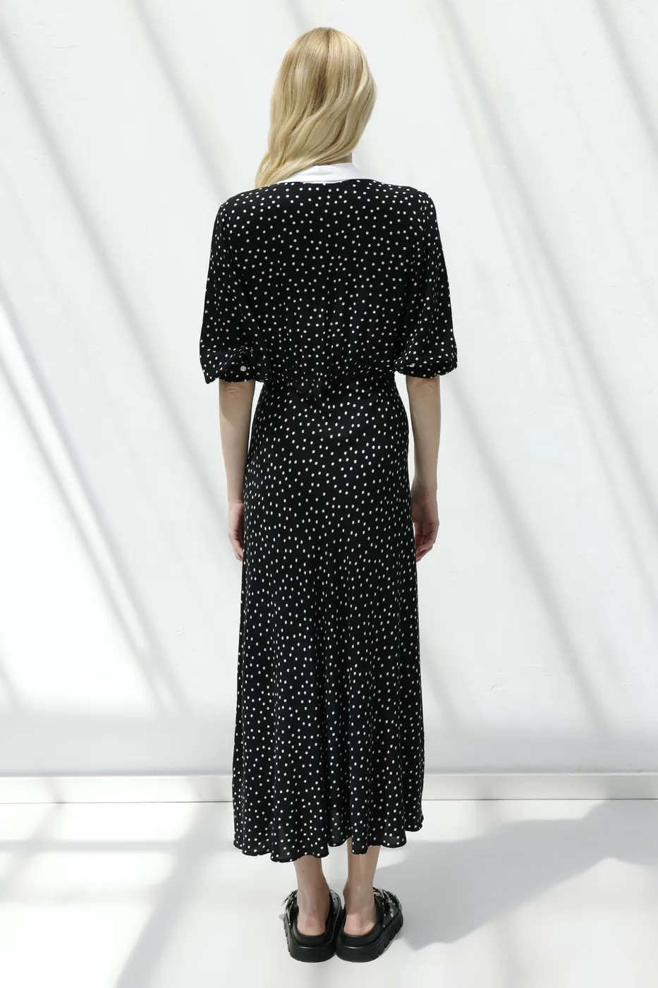 Bayan Siyah Puantiyeli Midi Elbise
