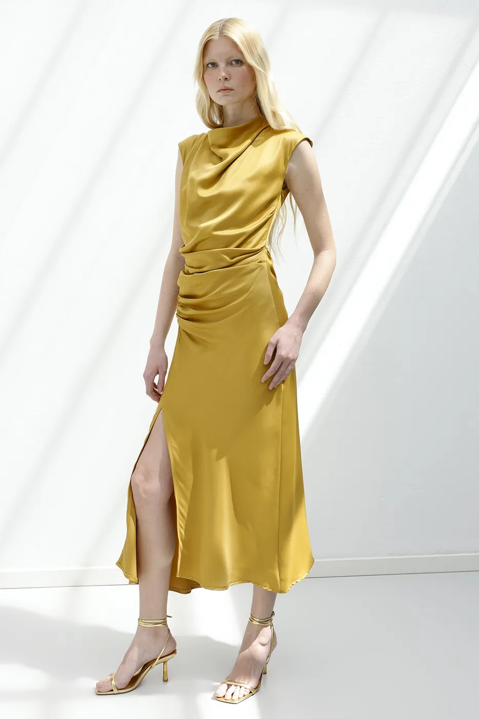 Bayan Hardal Degaje Yakalı Saten Midi Elbise