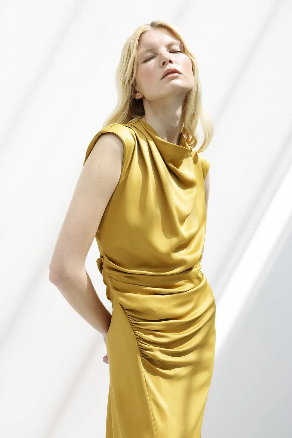 Bayan Hardal Degaje Yakalı Saten Midi Elbise