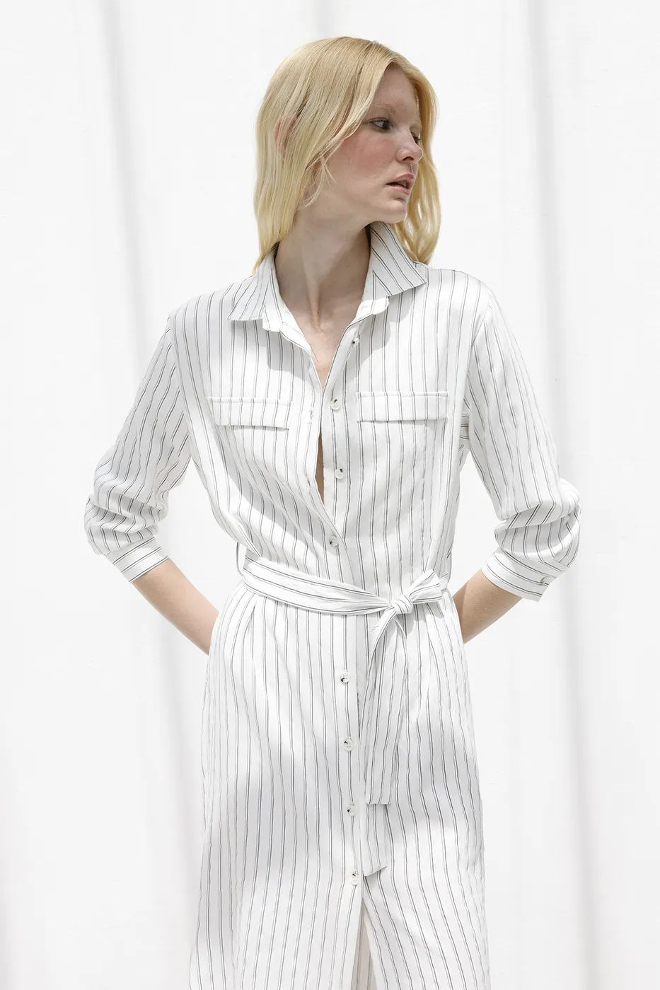Bayan Ekru Çizgili Midi Boy Gömlek Elbise
