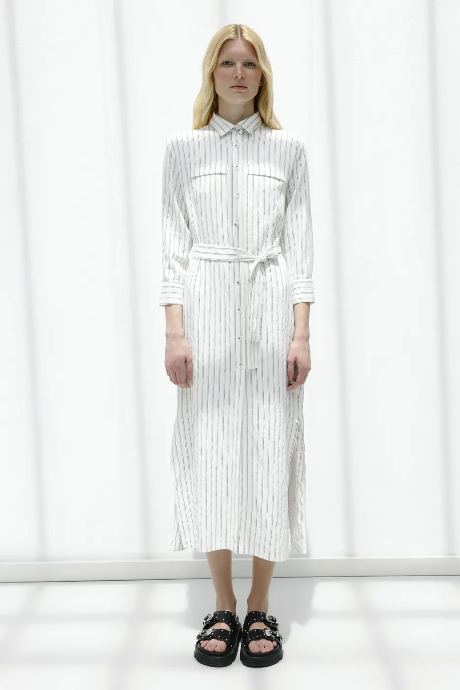 Bayan Ekru Çizgili Midi Boy Gömlek Elbise
