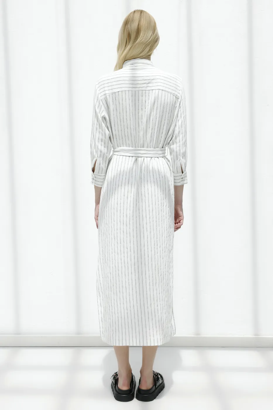 Bayan Ekru Çizgili Midi Boy Gömlek Elbise