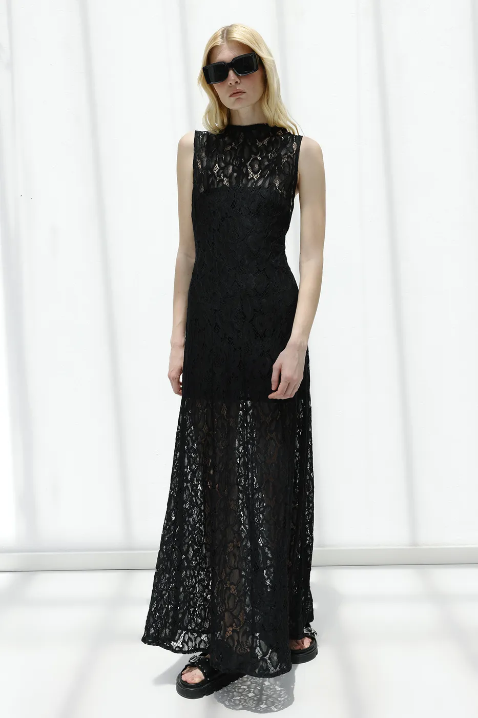 Bayan Siyah Dantel Maksi Elbise