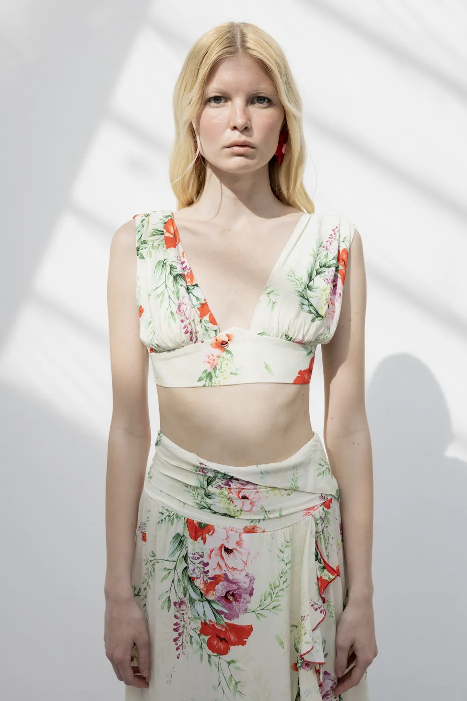 Bayan Ekru Keten Karışımlı  Derin Yaka Detaylı Bustiyer