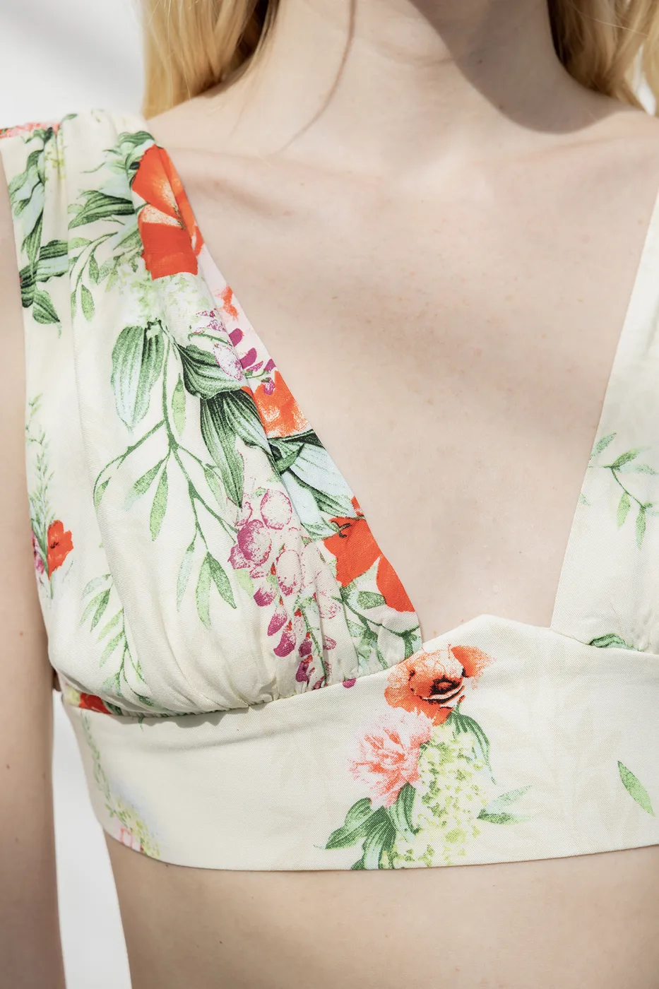 Bayan Ekru Keten Karışımlı  Derin Yaka Detaylı Bustiyer