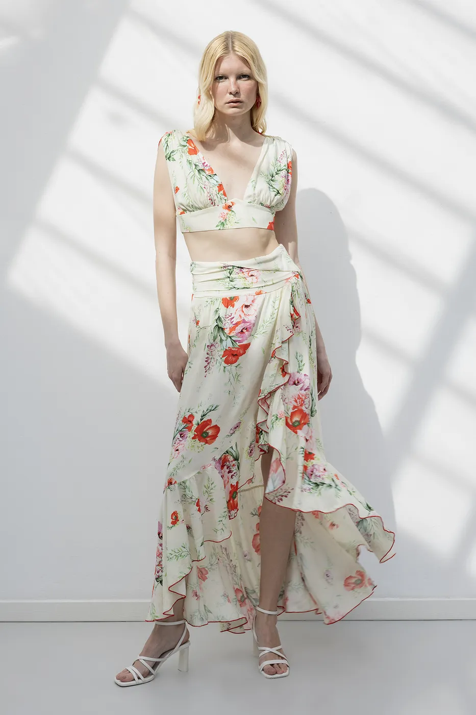 Bayan Ekru Keten Karışımlı Fırfırlı Asimetrik Midi Etek