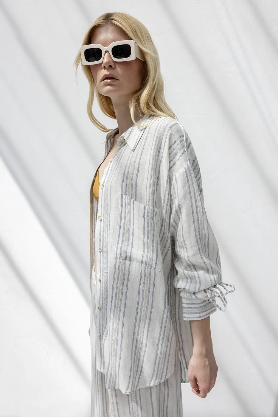 Bayan Ekru Keten Karışımlı Oversıze Gömlek