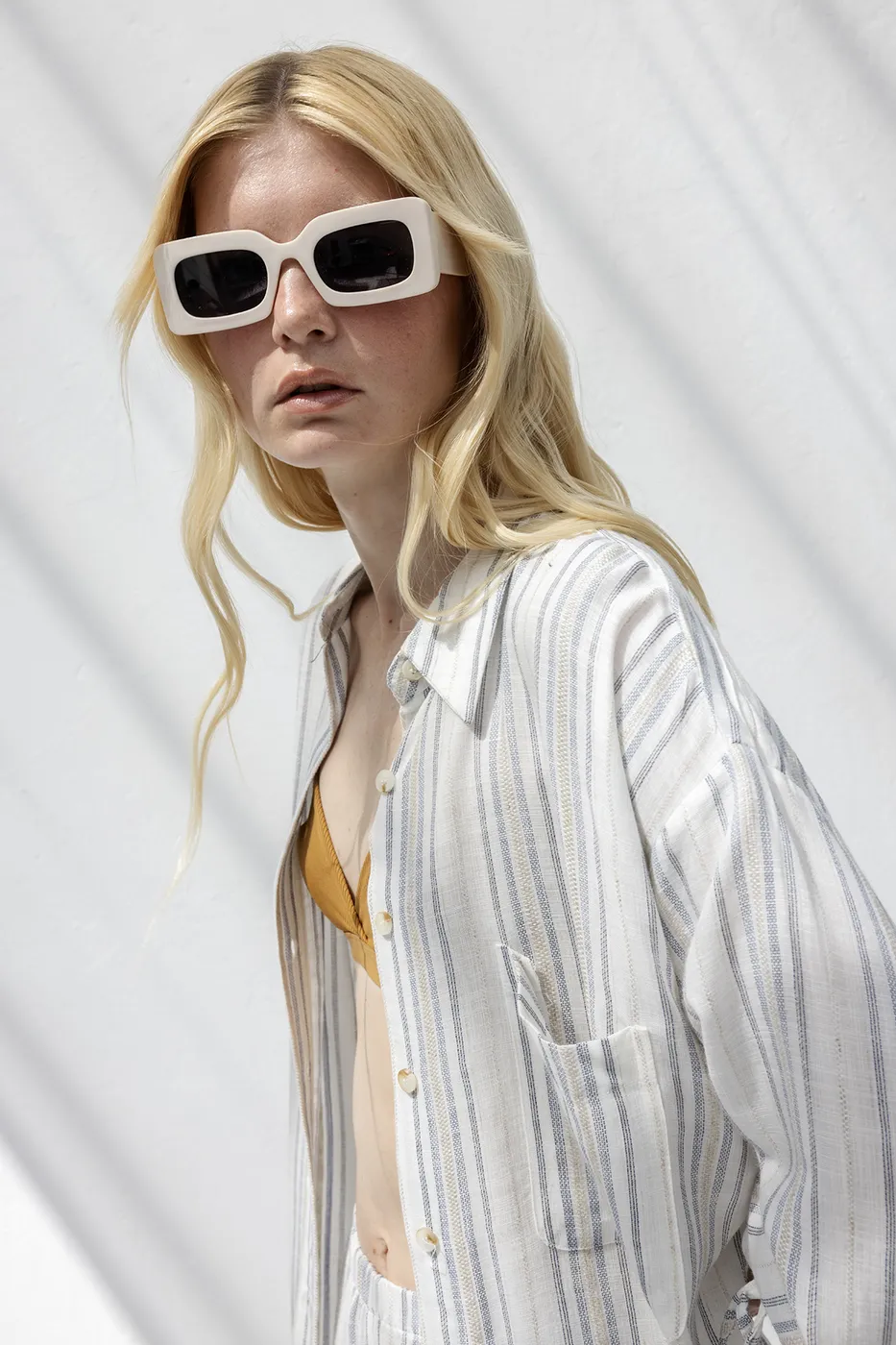 Bayan Ekru Keten Karışımlı Oversıze Gömlek