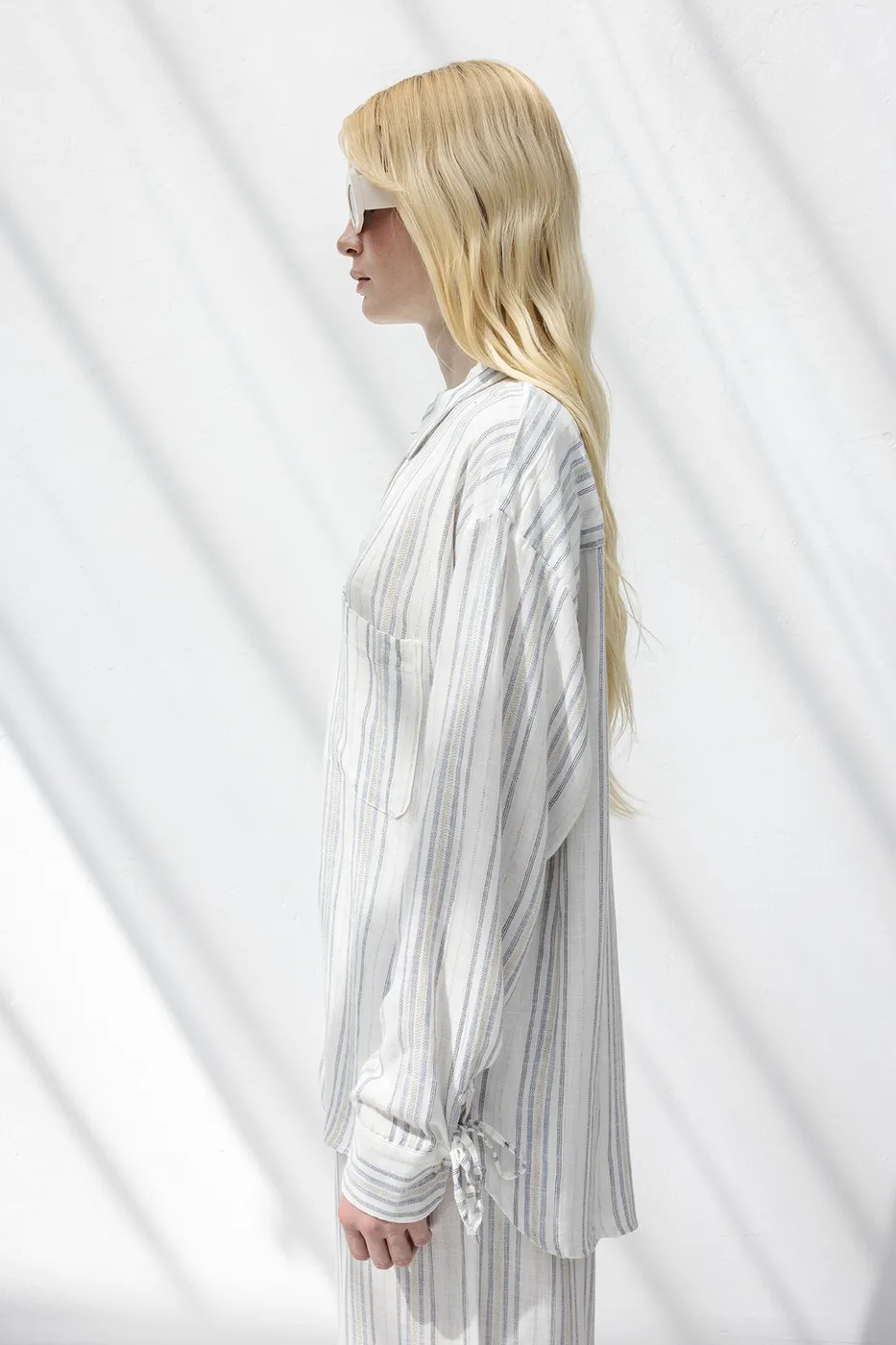 Bayan Ekru Keten Karışımlı Oversıze Gömlek