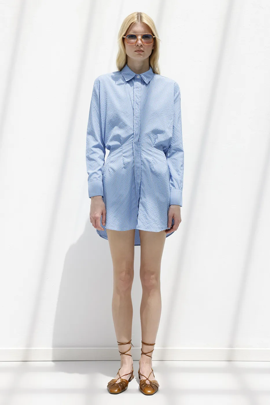 Bayan Mavi Volanlı Etek Detaylı Gömlek Elbise