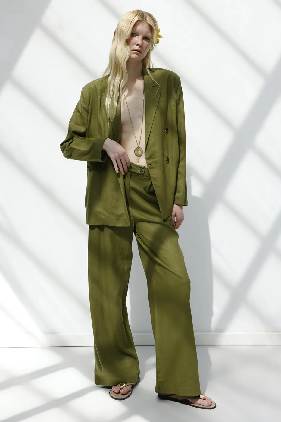 Bayan Yeşil Keten Pileli Bol Pantolon