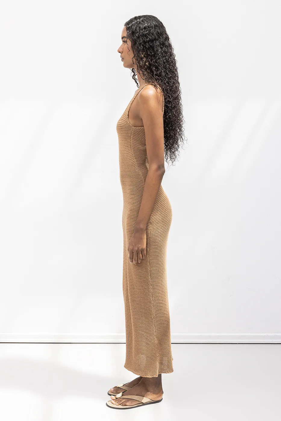 Bayan Kahverengi Askılı  Örme Midi Elbise